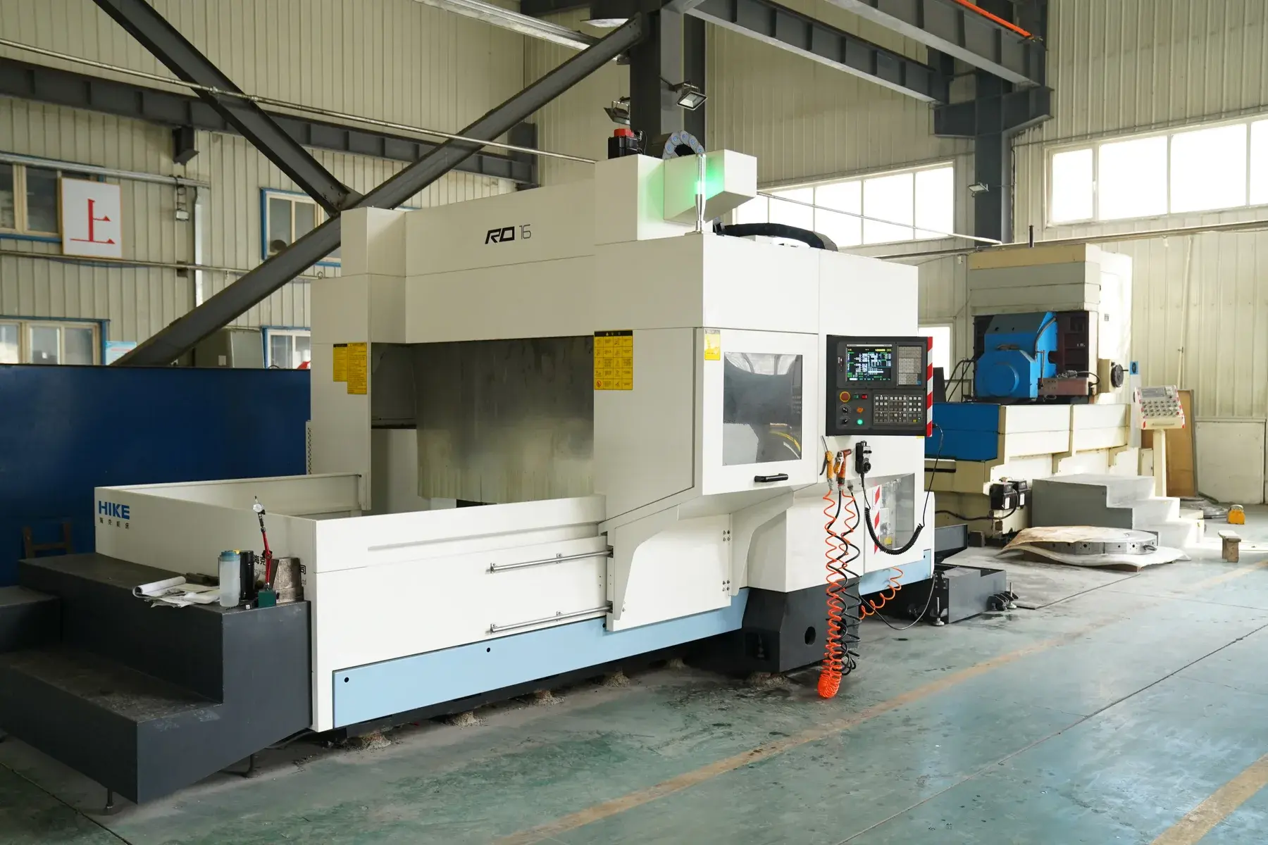 دستگاه فرز دروازه‌ای CNC به ابعاد 2.5 m در JINFENG